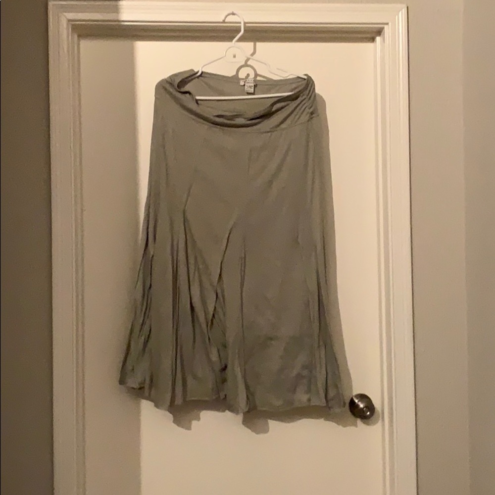 Comfy flows skirt